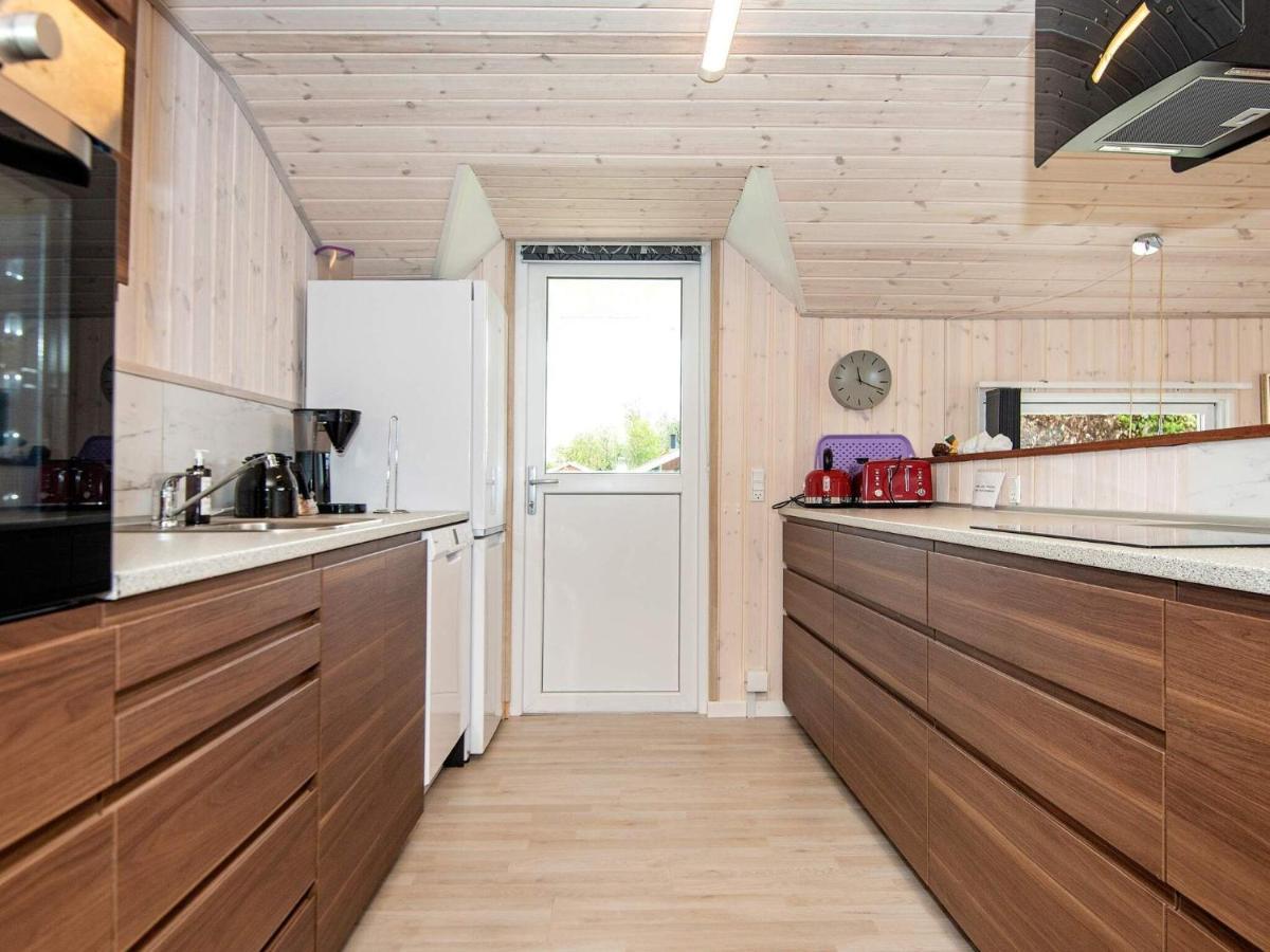 8 Person Holiday Home In Hejls Exterior foto